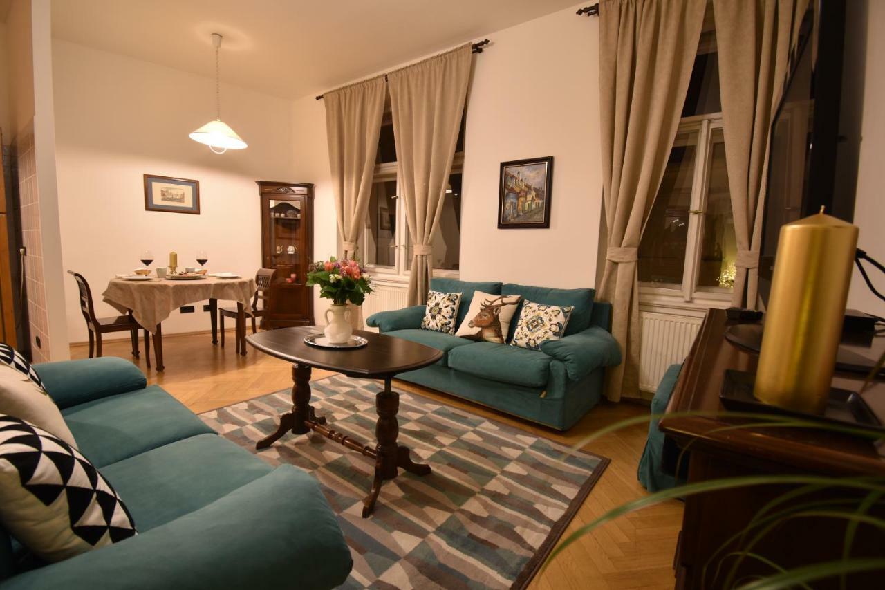 Cozy Flat By The Astronomical Clock Apartment Prague Exterior photo