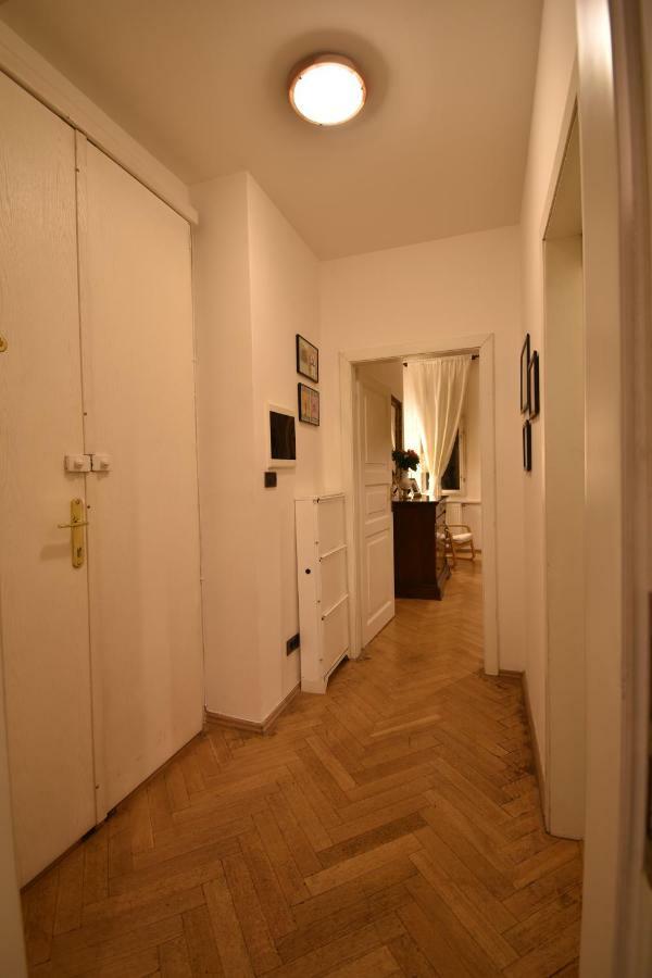 Cozy Flat By The Astronomical Clock Apartment Prague Exterior photo