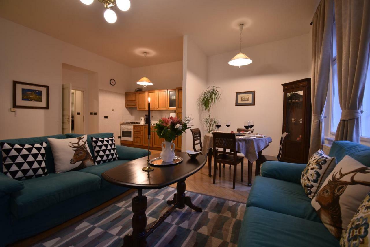 Cozy Flat By The Astronomical Clock Apartment Prague Exterior photo