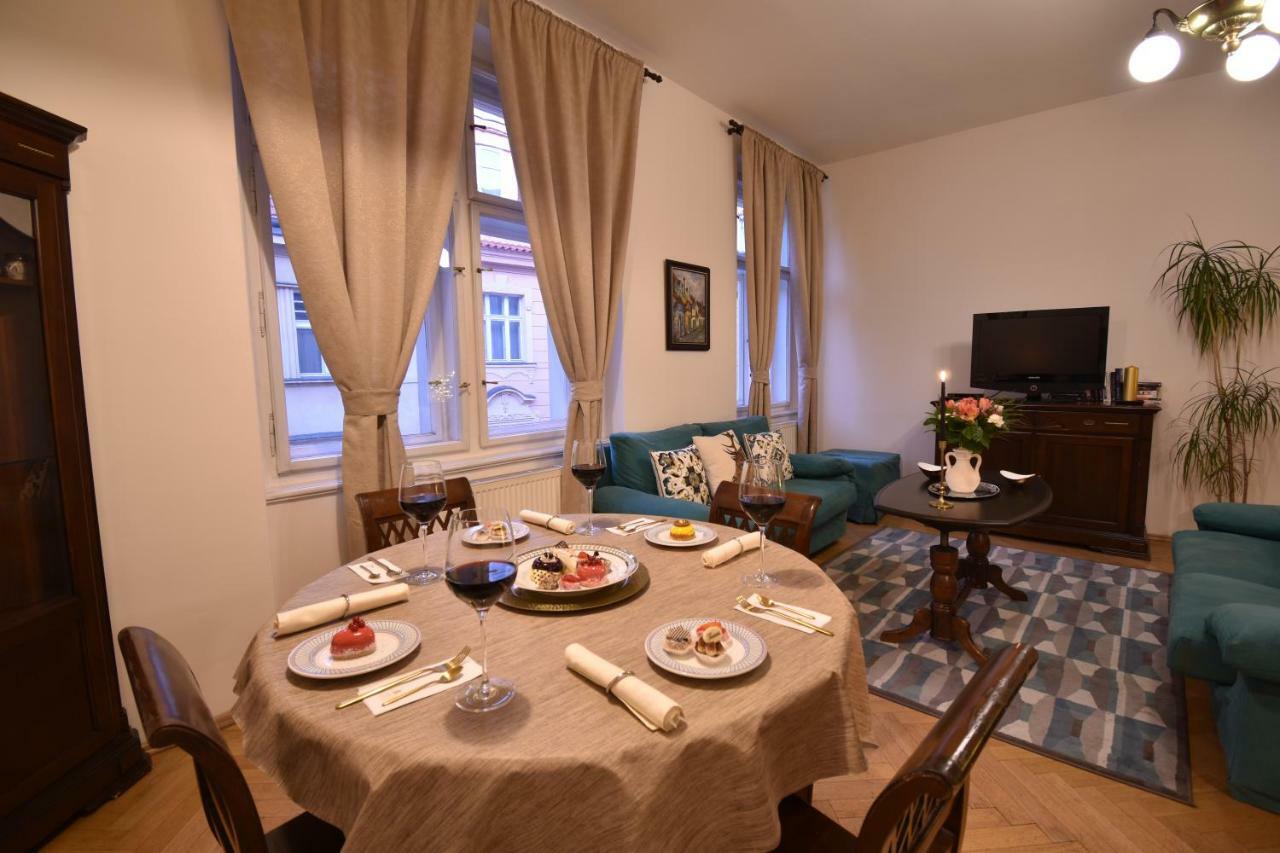 Cozy Flat By The Astronomical Clock Apartment Prague Exterior photo